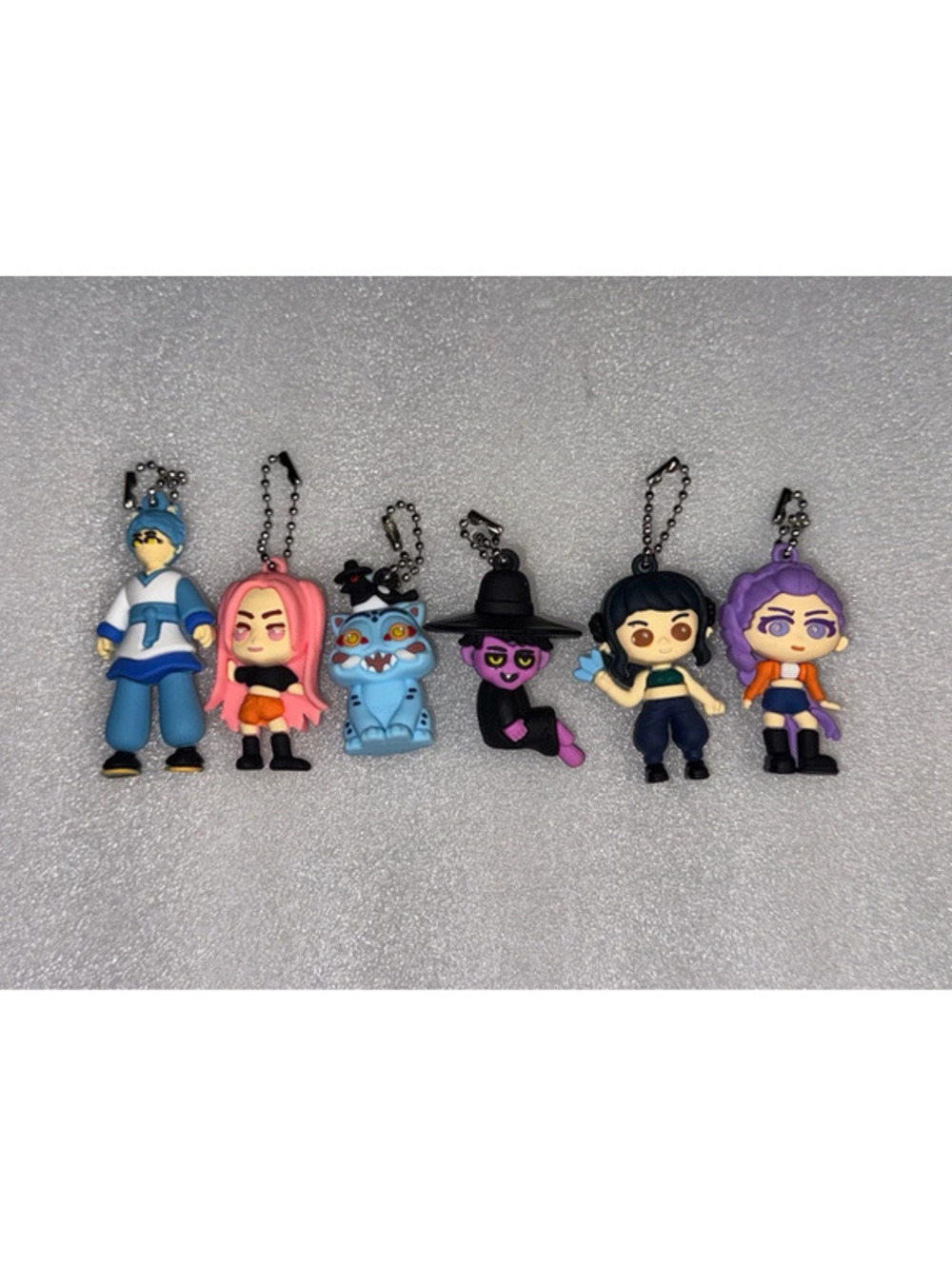 6 K-Pop Demon Hunters Collectible Keychains